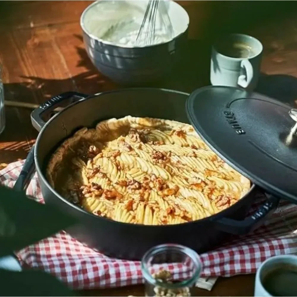 Staub Enameled Cast Iron French Oven‎ 6 1/4QT- Matte Black